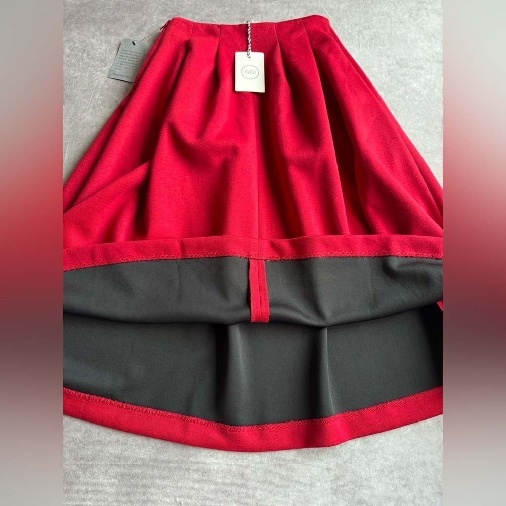 Chic Red A-Line Women's Skirt - Picture 7 of 7